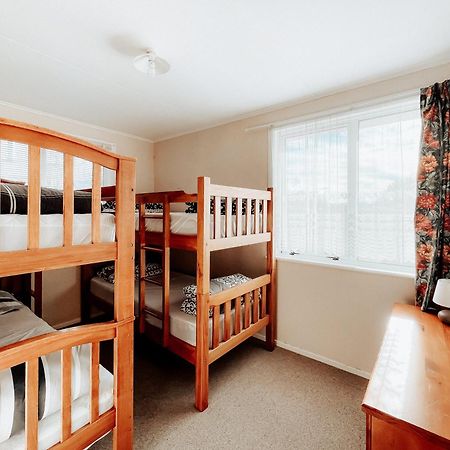 Alpine House Tongariro - Turangi Holiday Home Ngoại thất bức ảnh