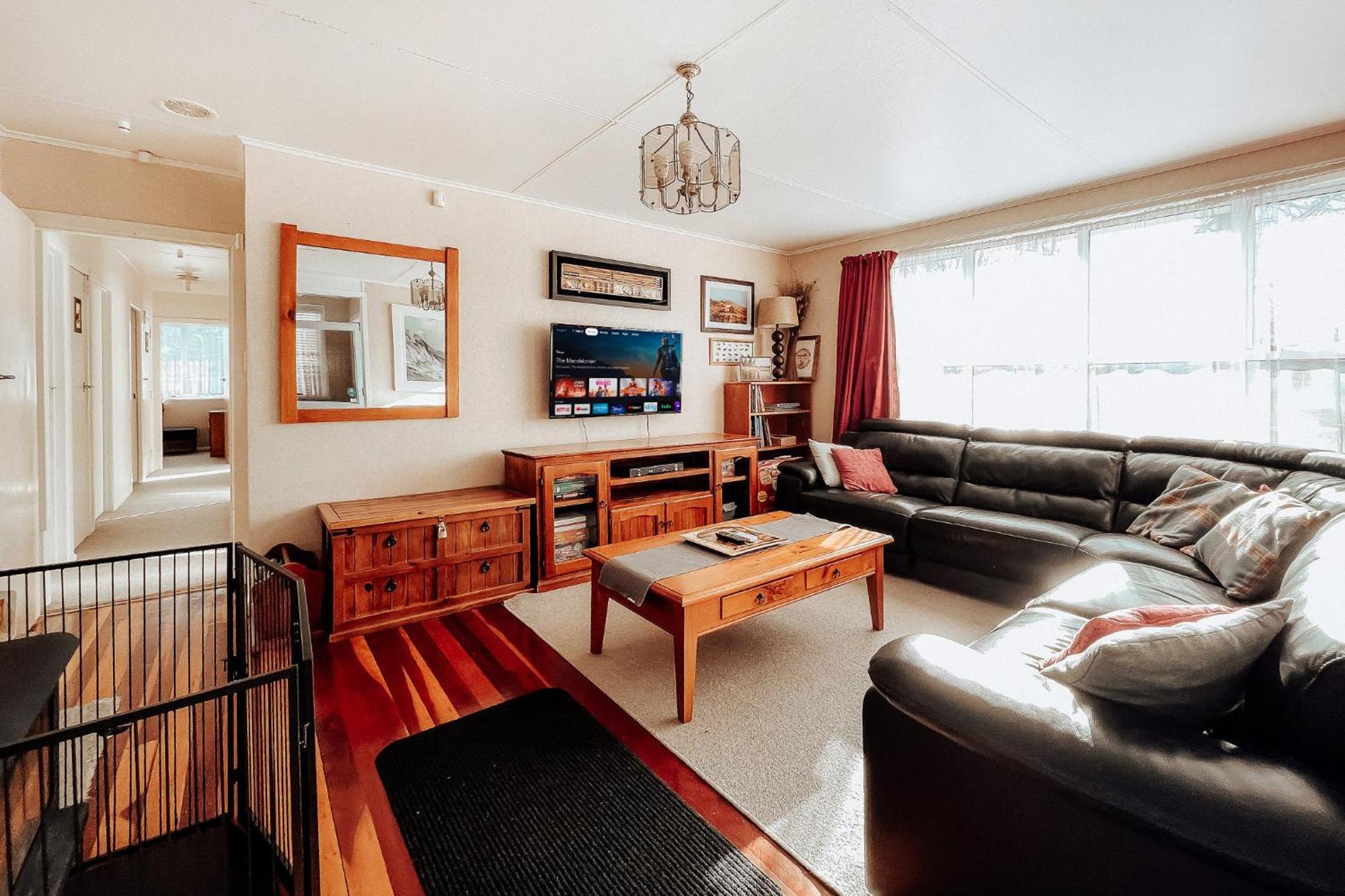 Alpine House Tongariro - Turangi Holiday Home Ngoại thất bức ảnh