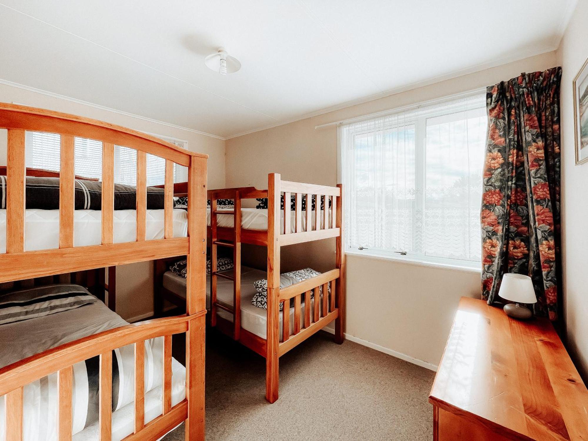 Alpine House Tongariro - Turangi Holiday Home Ngoại thất bức ảnh